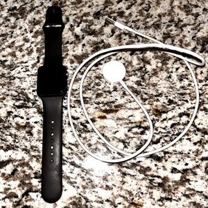 Apple Watch Series 3 (2nd generation) 38MM